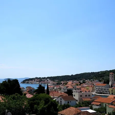 Apartment Roko Tisno