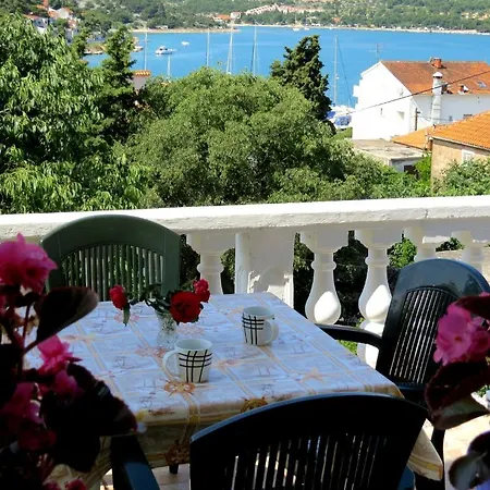 Roko Apartment Tisno