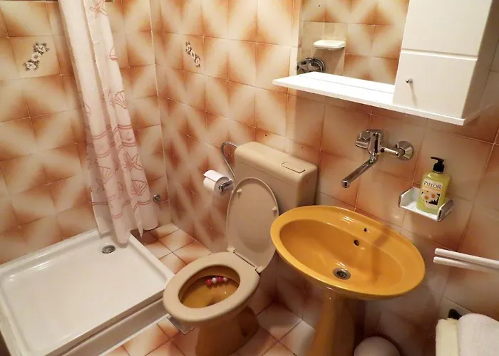 Roko Apartment Tisno